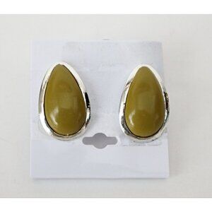 Vintage Earrings Clip On Coro Green   Lot A